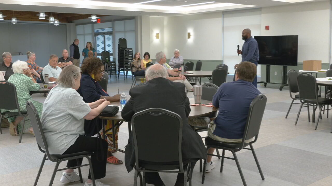 JCPS board members host listening session about the future of JCPS Saturday
